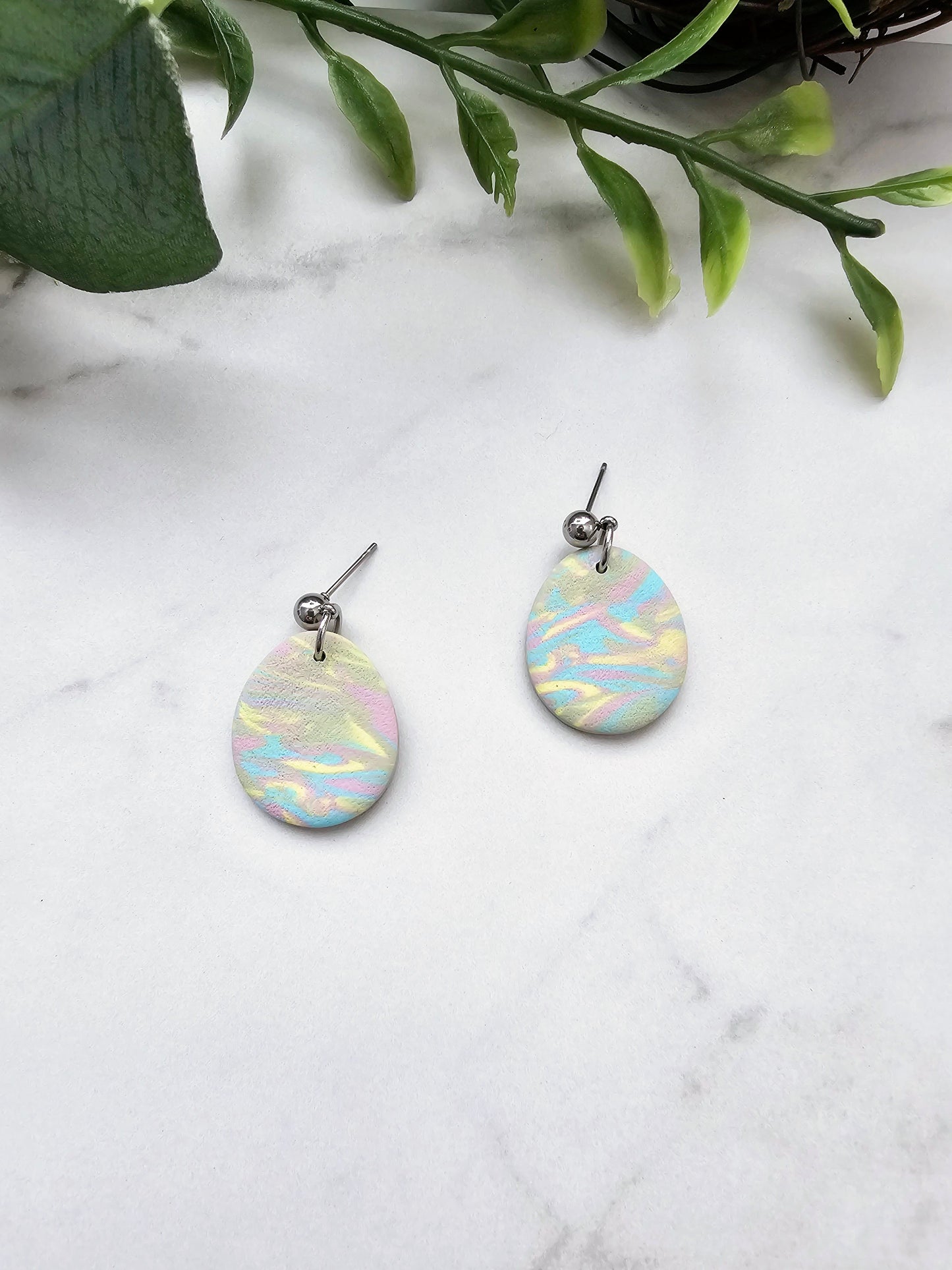 Marble egg earrings