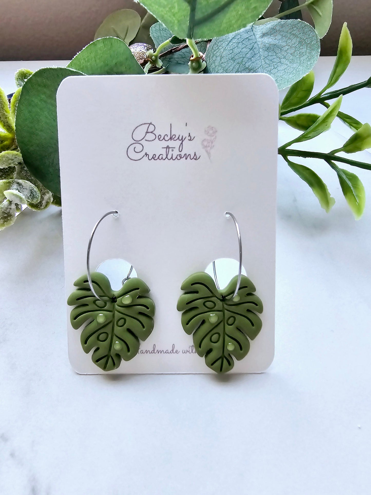 Monstera leaf earrings