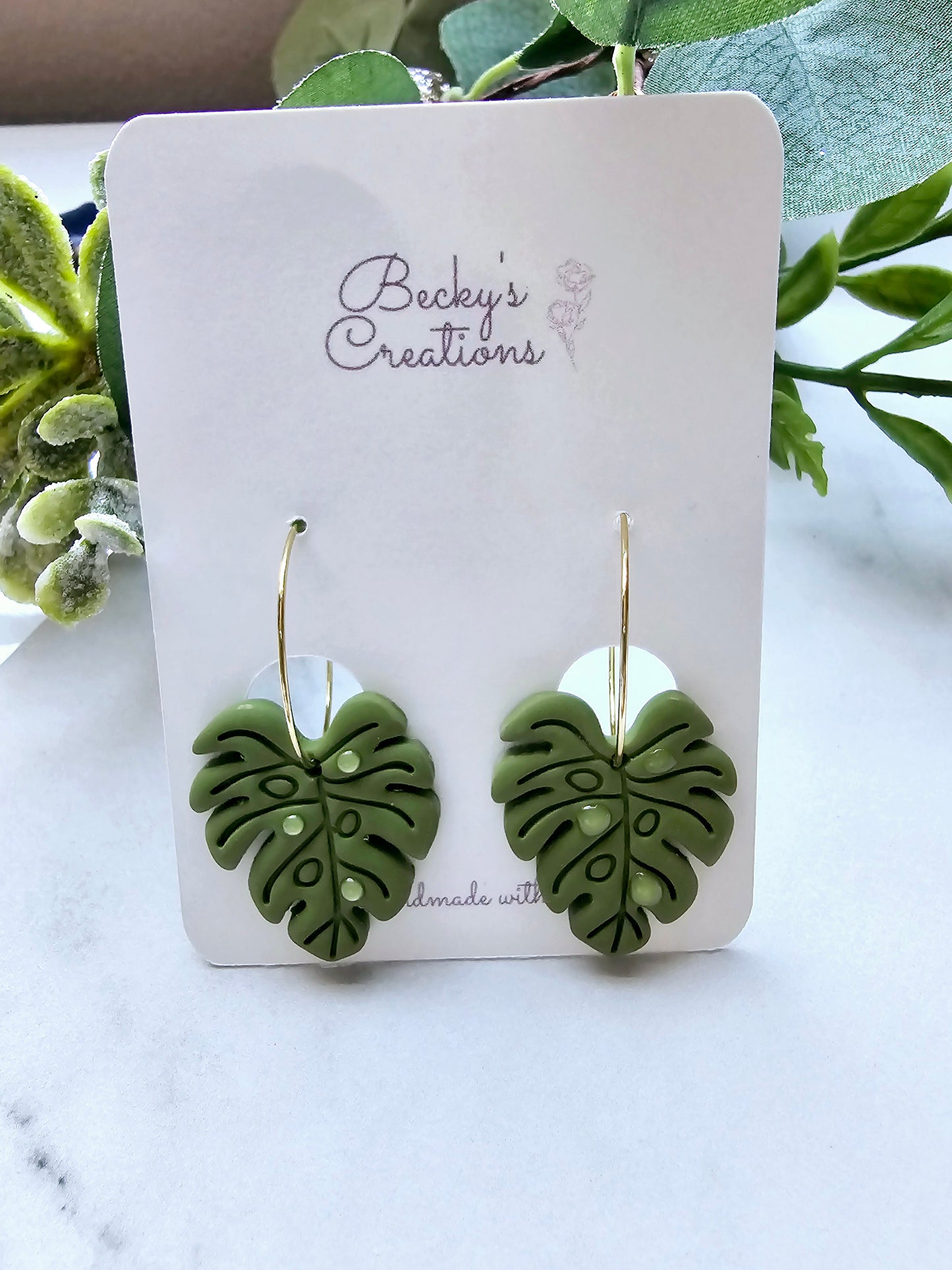 Monstera leaf earrings