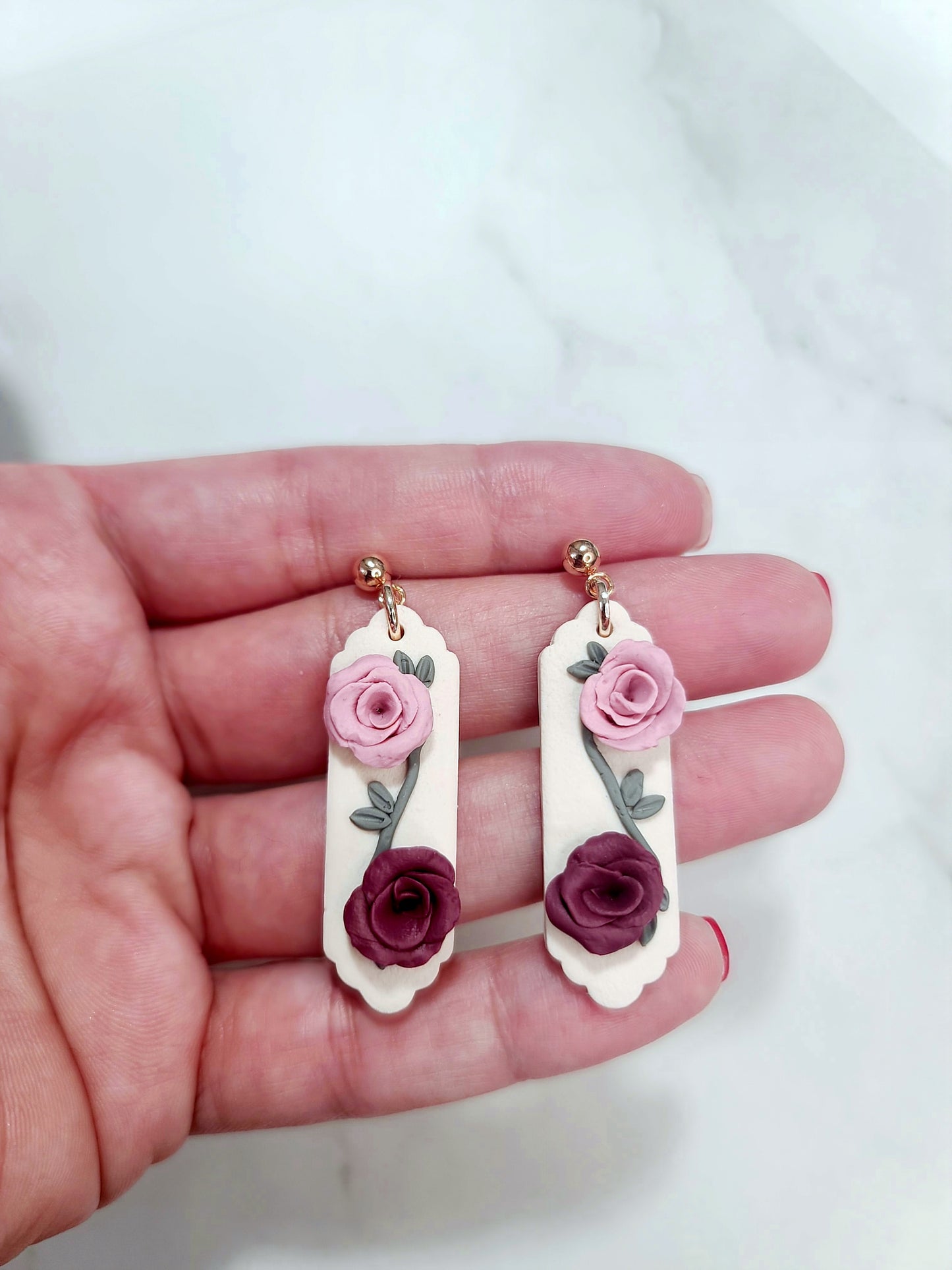 Short floral dangle earrings