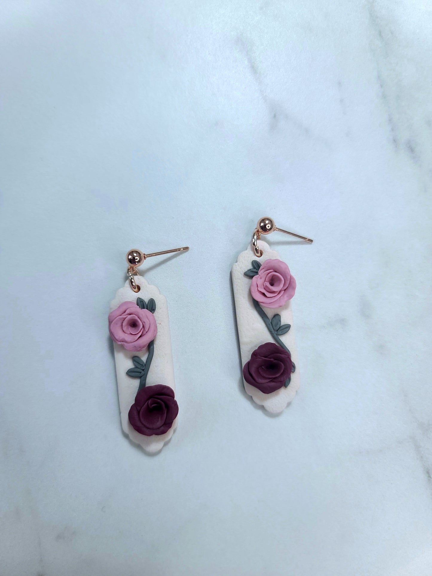 Short floral dangle earrings