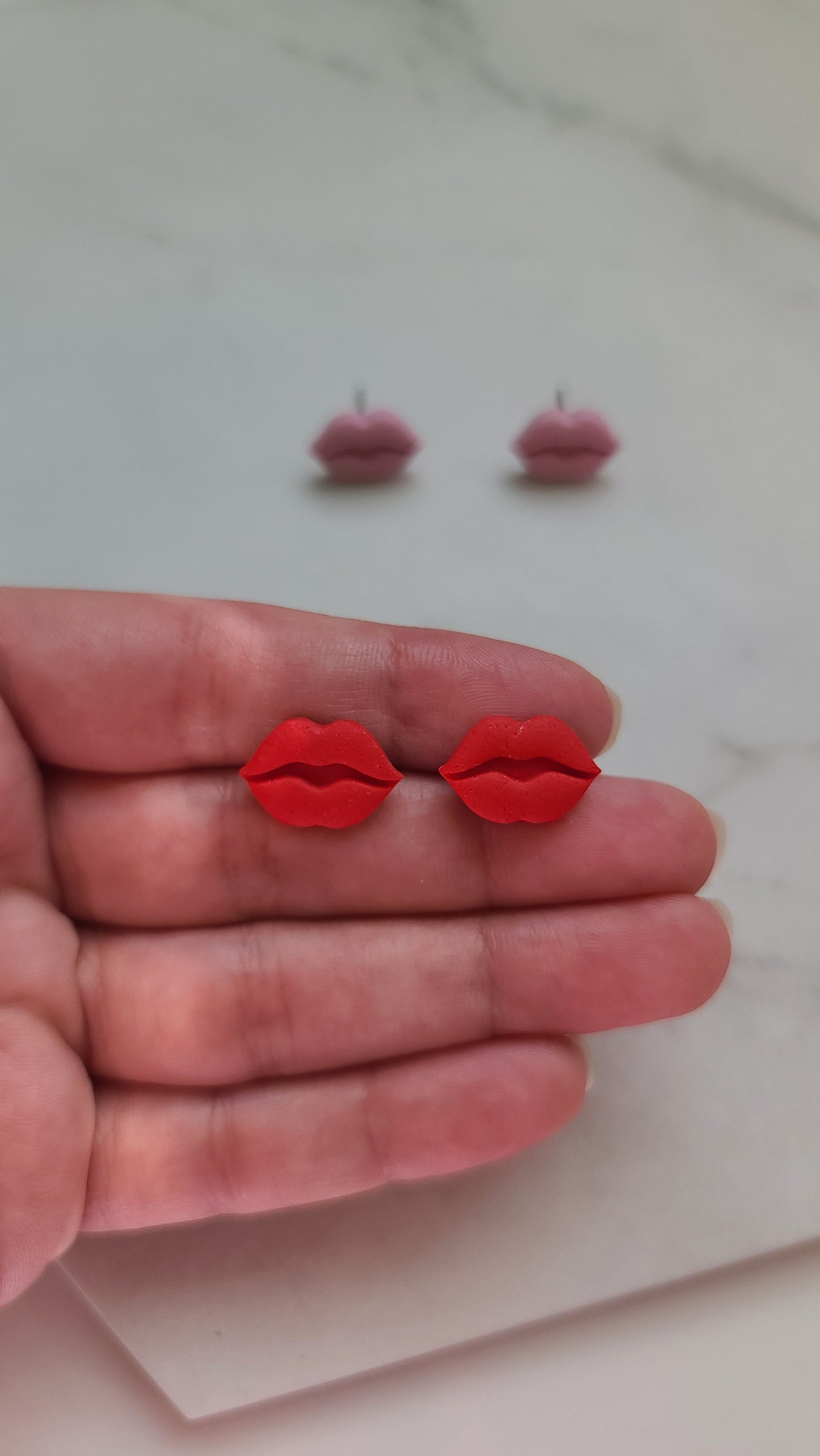 Lips studs earrings