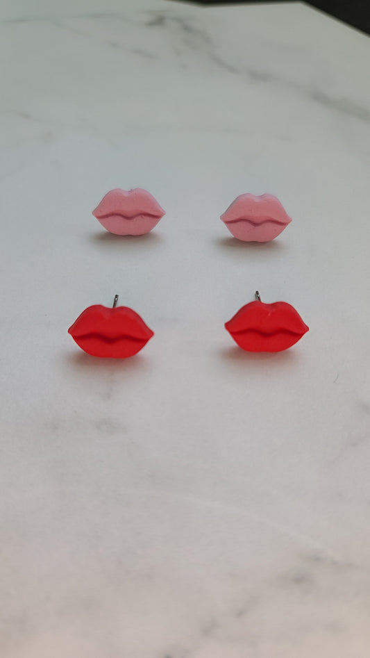 Lips studs earrings