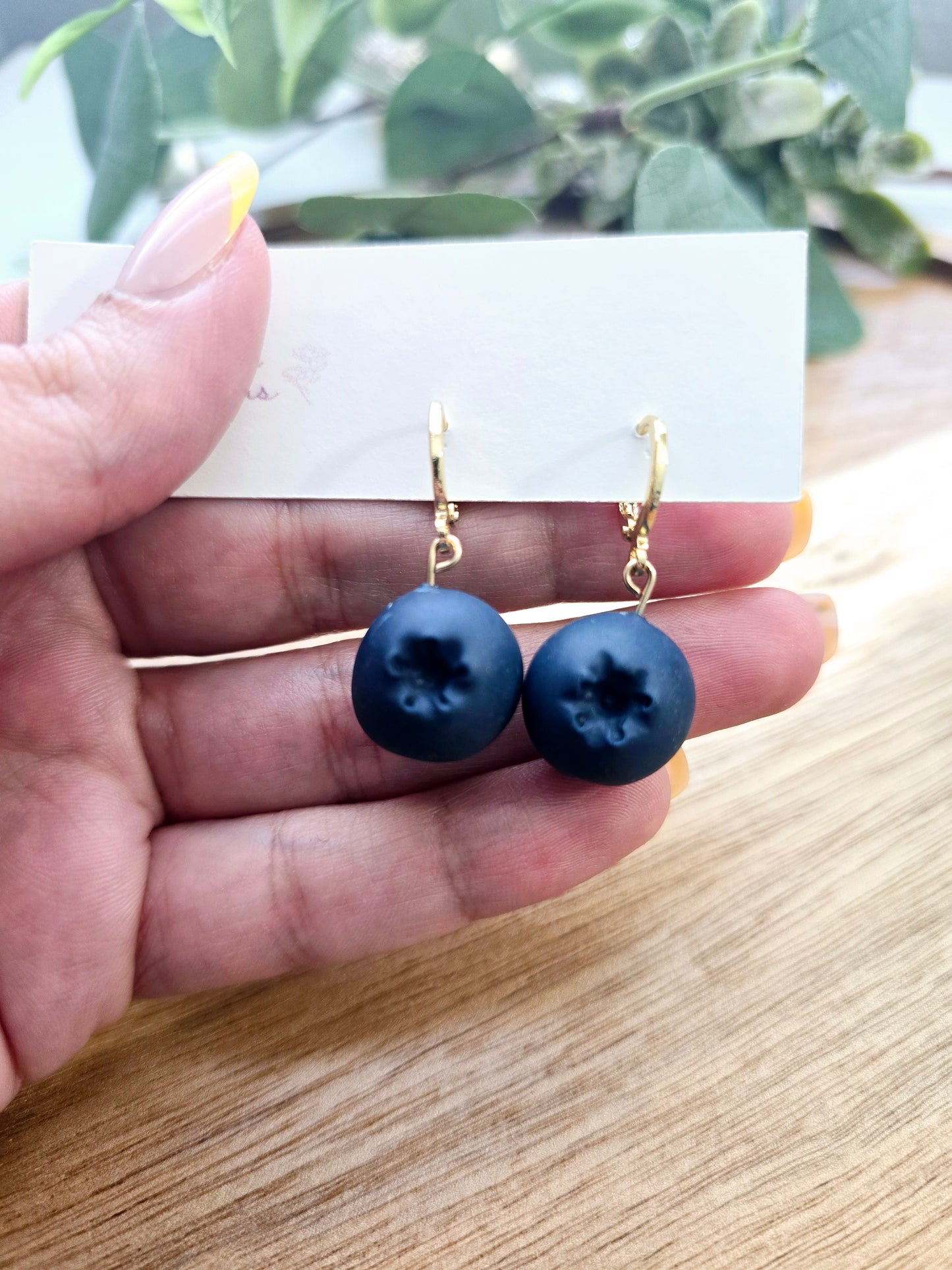 Blueberry Mini dangle earrings