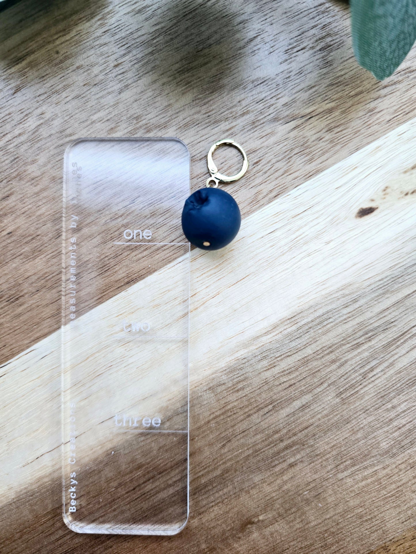 Blueberry Mini dangle earrings