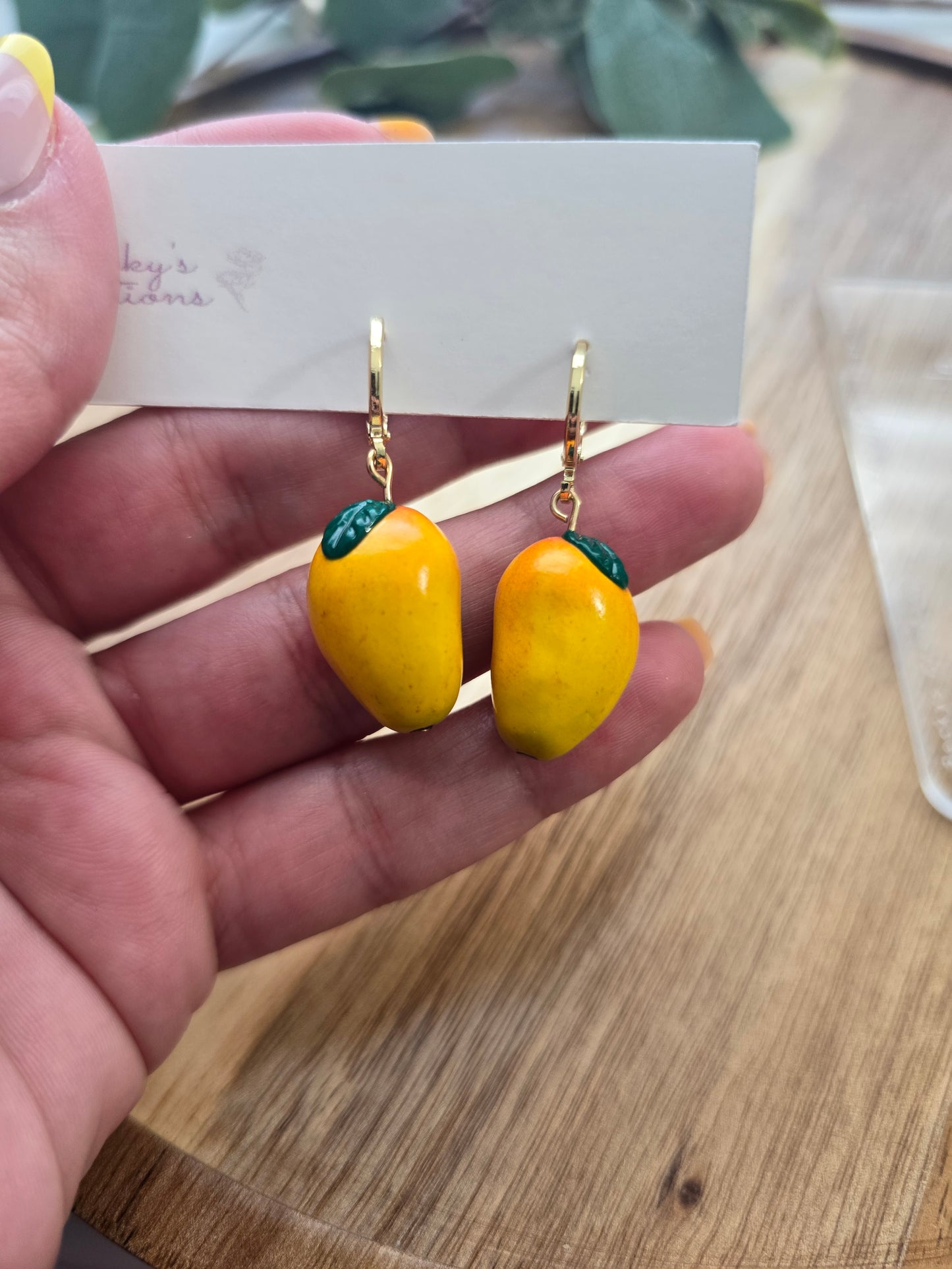 Mango mini dangle earrings