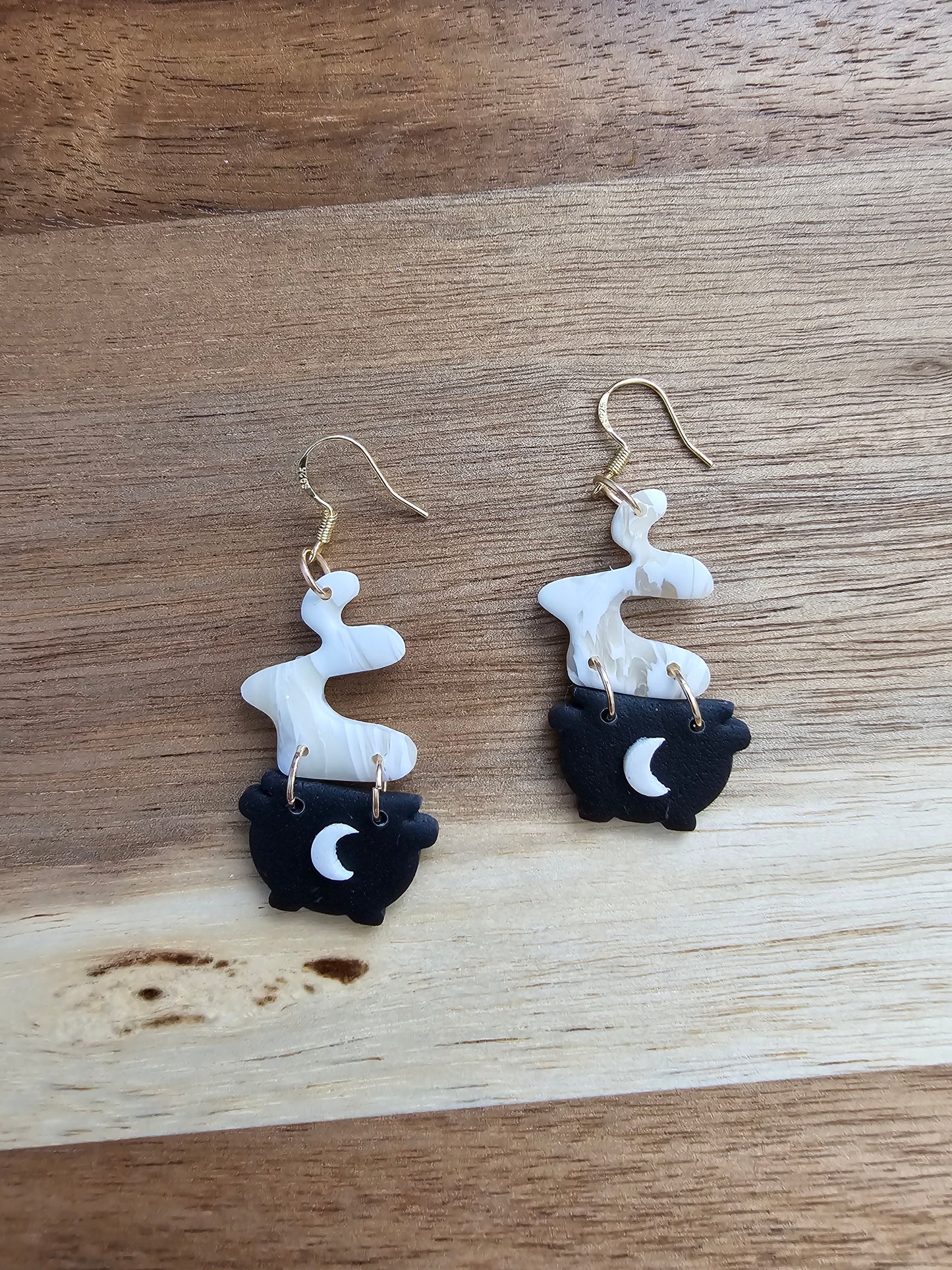 Witch Cauldron earrings