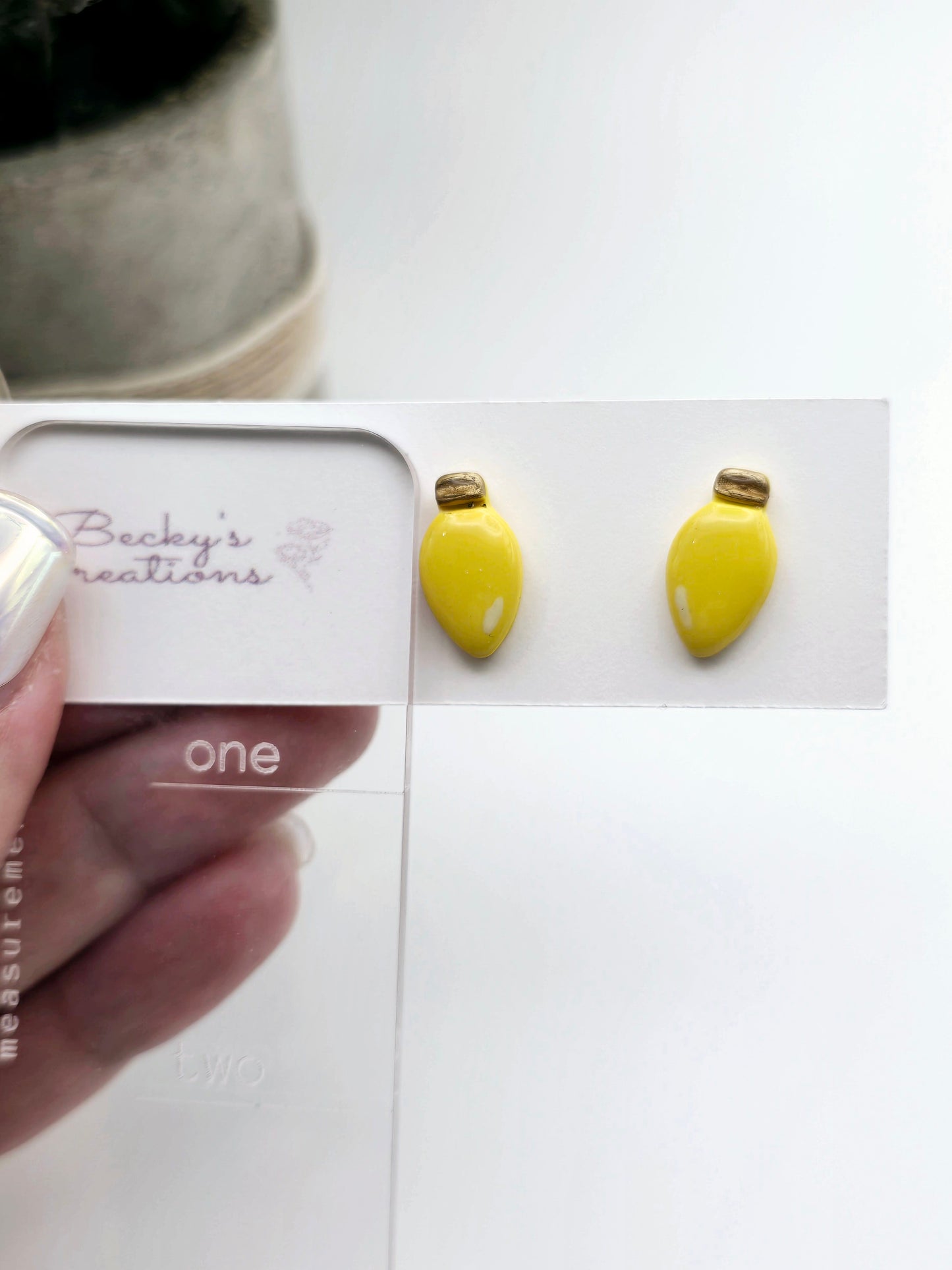 Lightbulb stud earrings