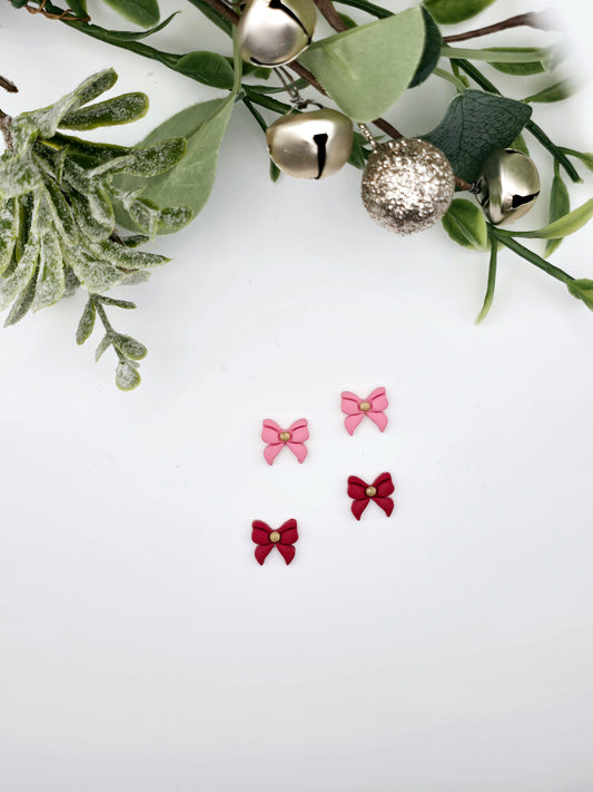 Bow stud earrings