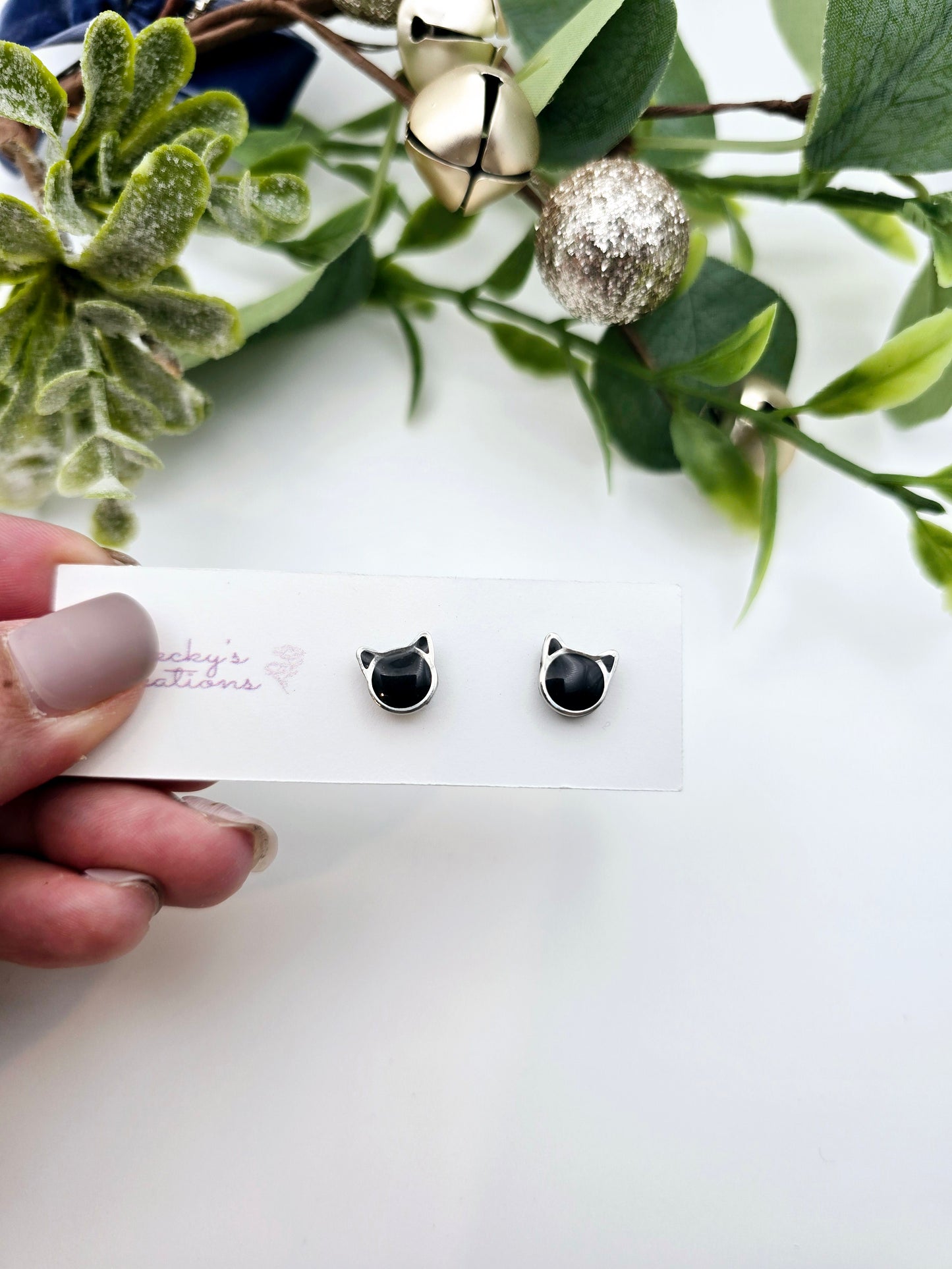 Gold/silver trimmed mini Cat studs