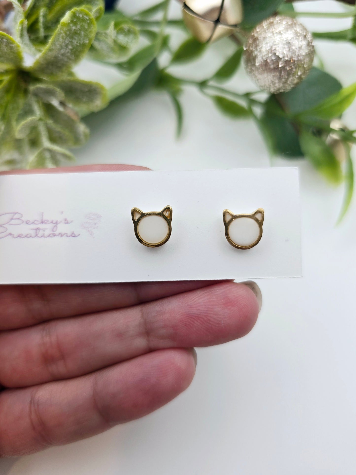 Gold/silver trimmed mini Cat studs