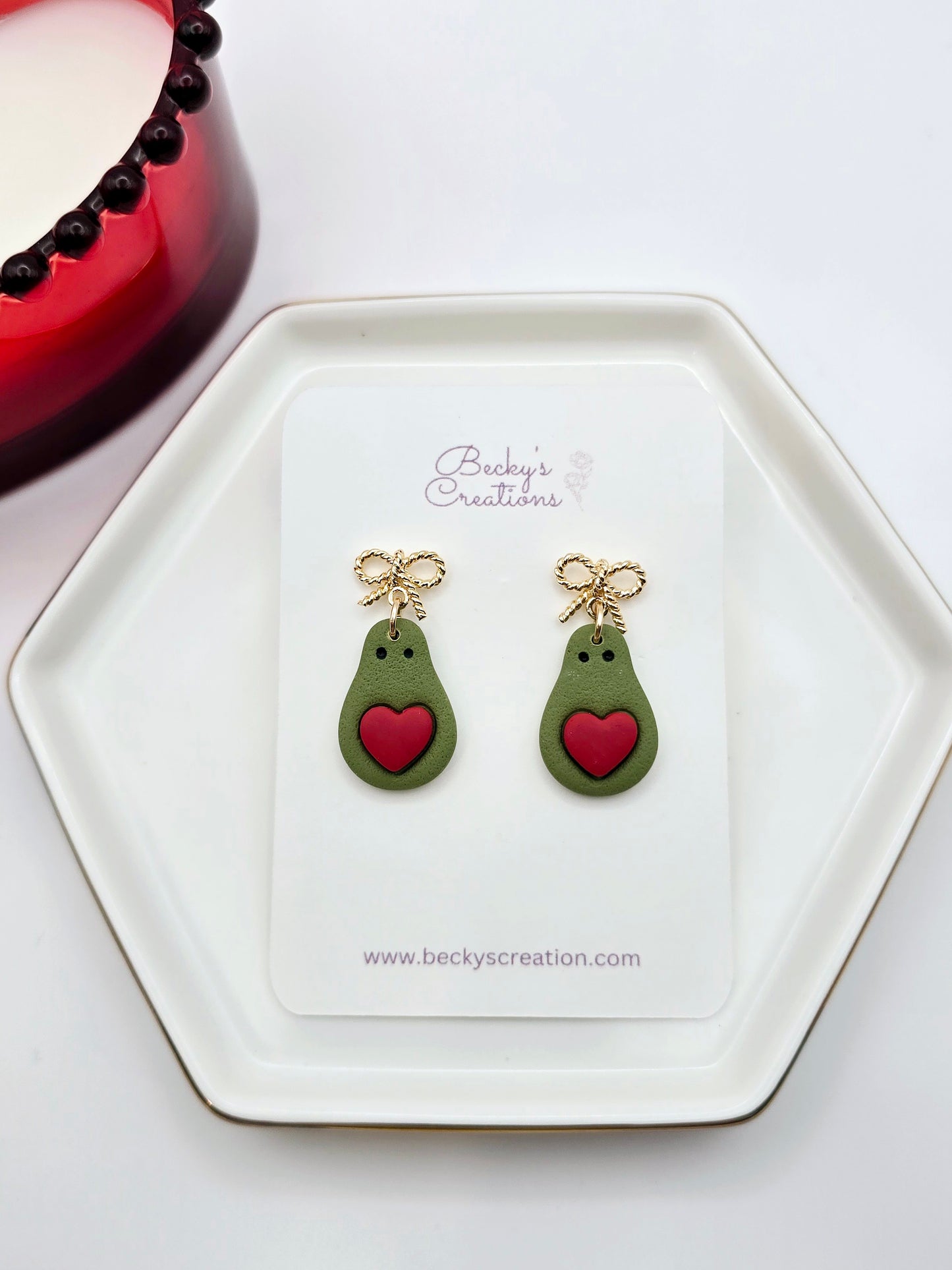 Avocado heart earrings