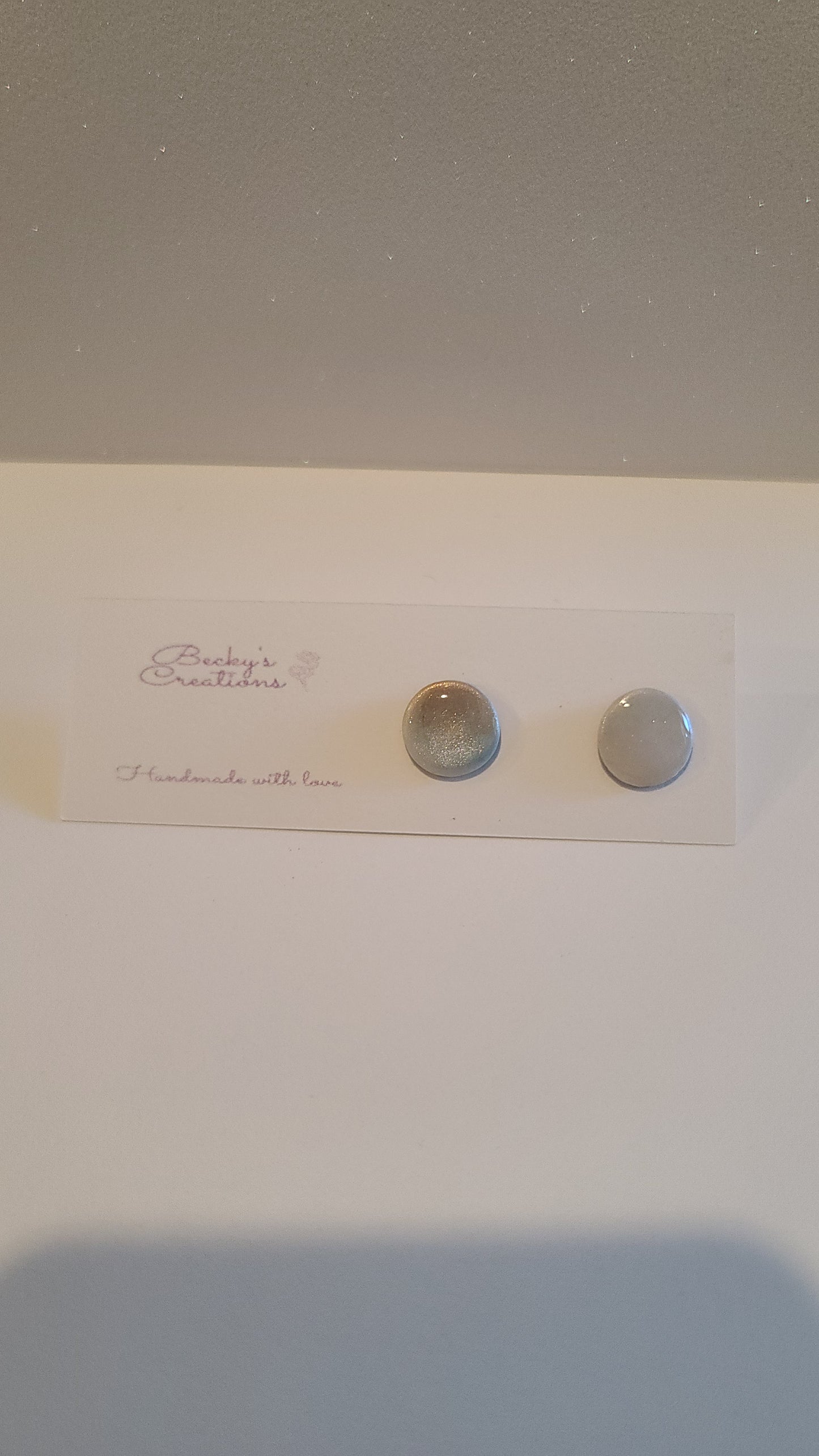 Small circle stud earring in different designs